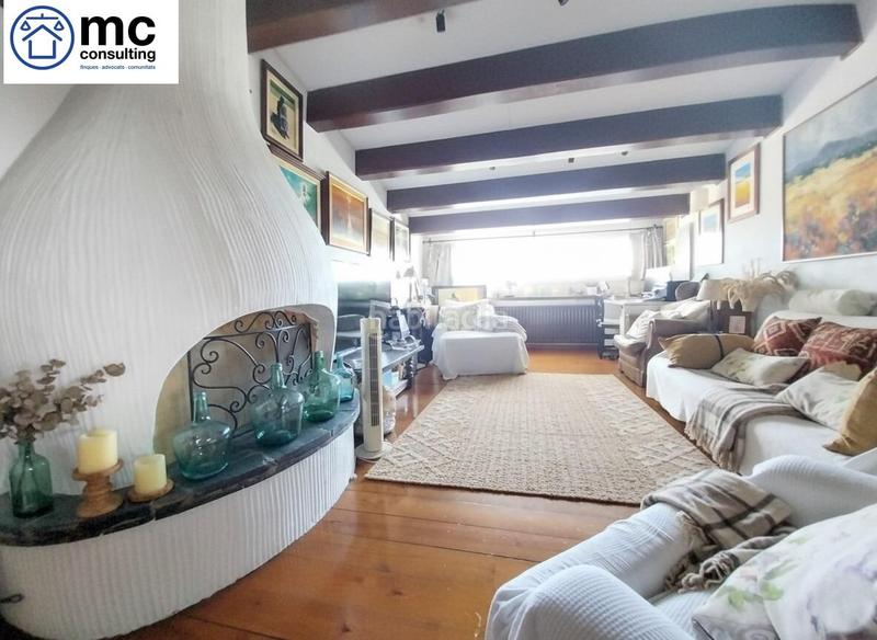 Foto 8b249b70-45ea-4da4-a75b-ba9cdcc1fe45. Chalet avec chauffage parking piscine dans Canovelles