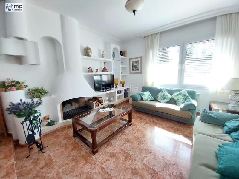 Foto d674b89e-1667-4396-8a4c-e1bb630b9843. Chalet con riscaldamento parcheggio piscina in Canovelles