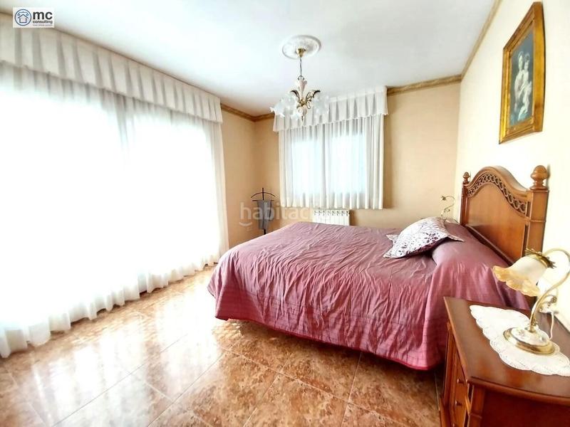 Foto ec104ec0-82e4-4c02-b5f4-621285f82eb4. Chalet con riscaldamento parcheggio piscina in Canovelles