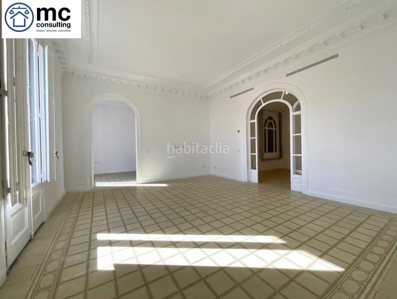 Foto d0b1691c-31de-42af-85f0-adb17cf0e9cf. Alquiler piso lujosa vivienda 3h en centro . en Dreta de l´Eixample Barcelona
