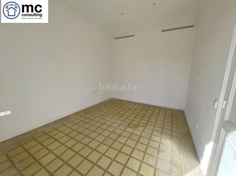 Foto d20e177c-2d55-46ae-ab5c-4a225372aeef. Alquiler piso lujosa vivienda 3h en centro . en Dreta de l´Eixample Barcelona