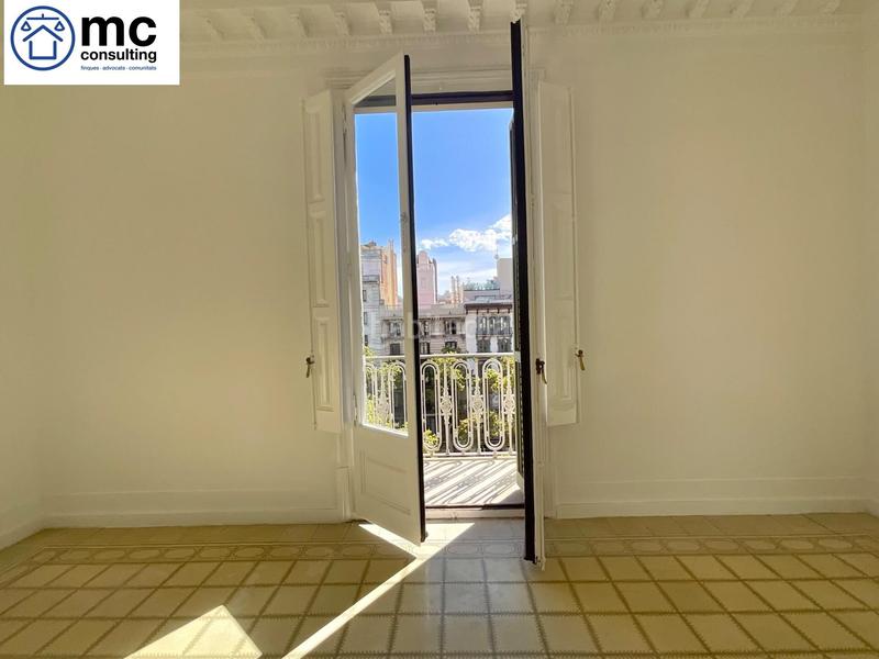 Foto 8e1d8e2a-1fef-451f-8ffc-1cce83455550. Miete etagenwohnung mit heizung in Dreta de l´Eixample Barcelona