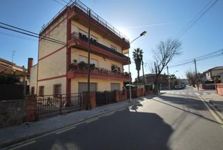 Business premise in Serraparera