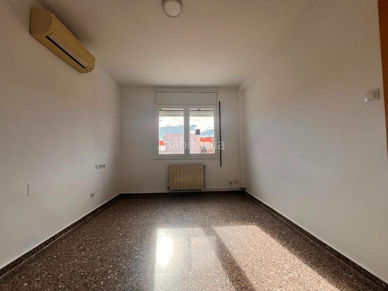 Foto ca58e104-6d76-4bac-b713-86f32113c03b. Rent flat in Montserrat - El Passeig Garriga (La)