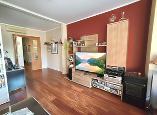 Pis a Centre. Piso en el centro de granollers de 94m2 seg�n catastro.