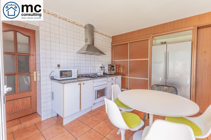 Foto 86f45b59-ac10-4364-9001-6ed41432757e. Casa amb aparcament piscina a Cabrils