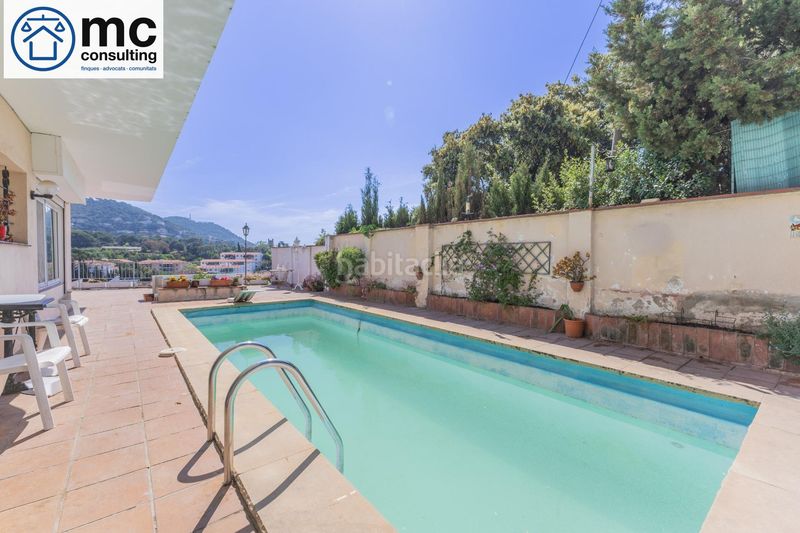 Foto ecb7d772-b01f-49aa-89c4-16ccdd80b375. Casa amb aparcament piscina a Cabrils