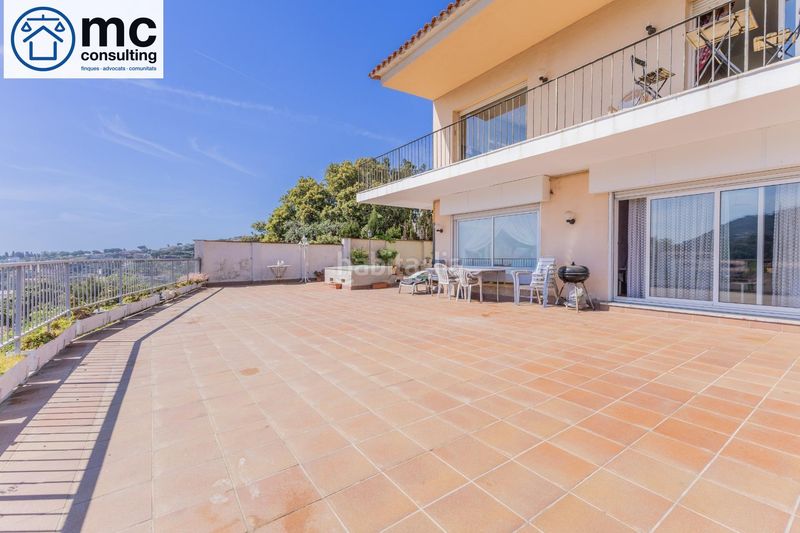 Foto f9765839-1e76-43b0-a3a7-8de1701b1f0c. Casa amb aparcament piscina a Cabrils