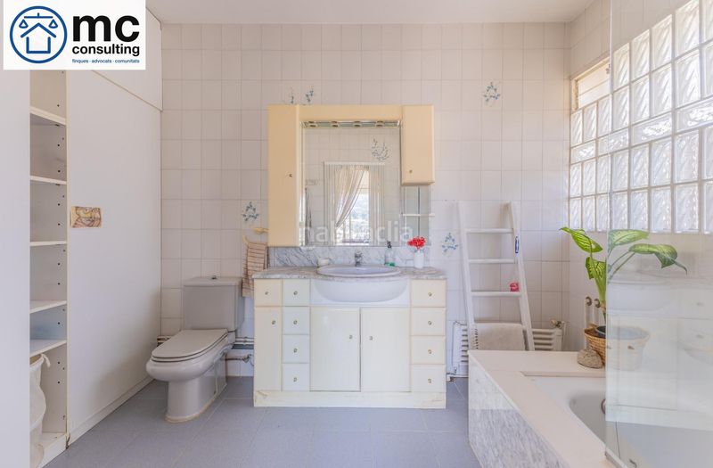 Foto fe7cf6fa-30b7-428c-8e2f-2acc4eb574cf. Casa amb aparcament piscina a Cabrils