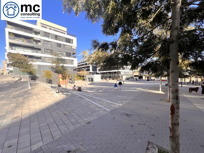 Foto 7c80e295-7b3a-4620-8b4e-c27041b391d6. Pis a Califòrnia-Santa Madrona Masnou (El)