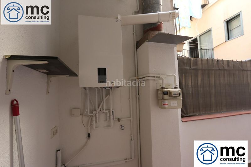 Foto 60b9bd66-4edb-4620-ac82-2fcf2ce40aff. Pis amb calefacció a St. Pere - Sta. Caterina - El Born Barcelona