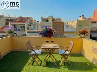 �tic  Carrer corro. Mc consulting ven aquest espectacular d�plex al carrer corr�, un