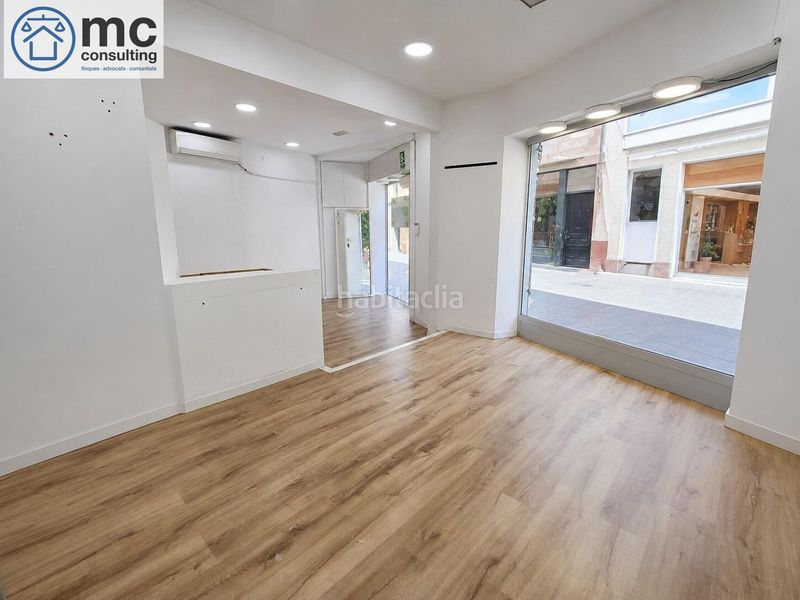 Foto 121a8bda-5186-4357-9d4f-0d2e0011ab6c. Edificio in Centre Granollers