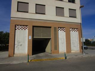 Aparcament cotxe  Meliana - avenida constitucion. Garaje en meliana
