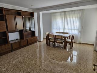 Lloguer Pis  Valencia - cl conde de alacuas. Piso cuatro habitaciones cerca del politénico