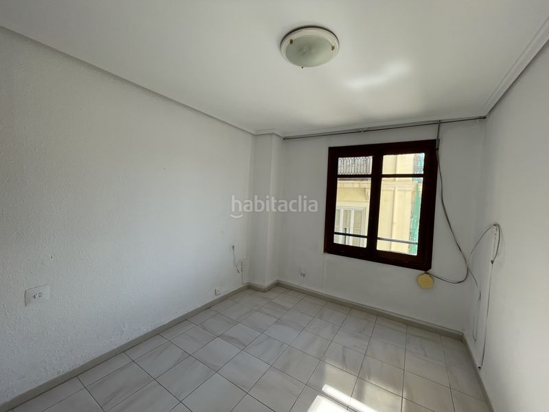 Piso con vistas al mercado de mossén sorell en Valencia - Imagen 10