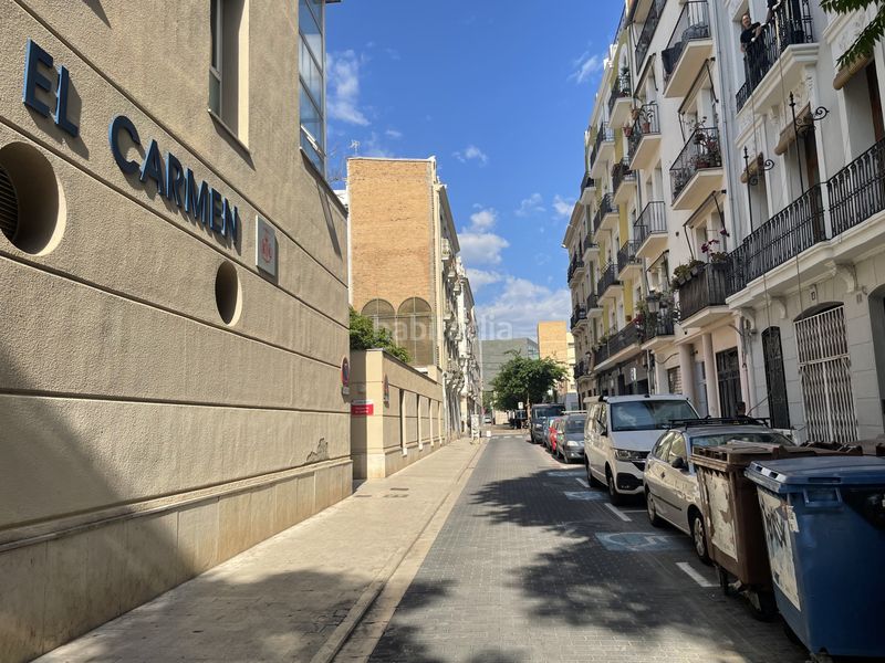 Piso de cuatro habitaciones en venta en El Carmen en Valencia - Imagen 11