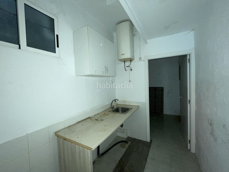 Foto 029044b9-3dd5-4272-acd4-1186815ccae9. Local comercial a El Pilar Valencia