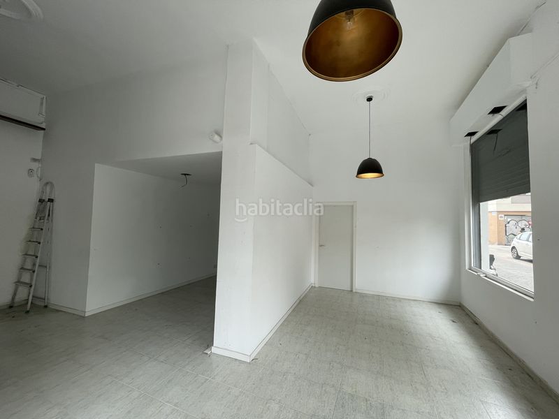Foto 1abf8d8b-02eb-4b17-a86b-0676af0c534f. Local comercial a El Pilar Valencia