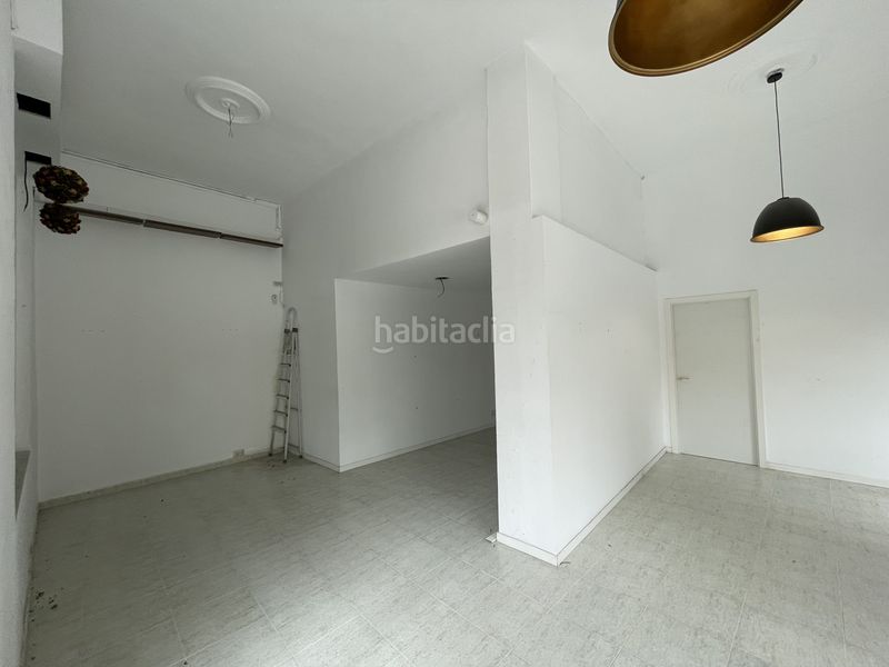 Foto 83edbb81-1152-43cc-bdb9-f789229c1db3. Local comercial a El Pilar Valencia