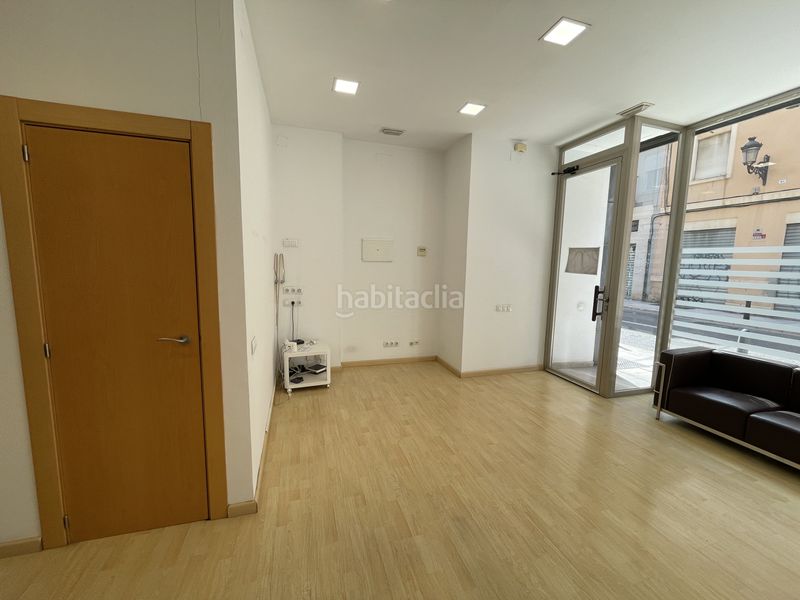 Foto 62b8b428-5603-438b-aa37-69e827567f9a. Local comercial a El Pilar Valencia