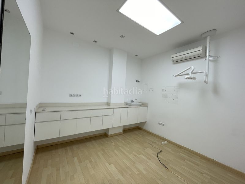 Foto 9bb5a6a6-d3d8-479c-a7bd-deea1151d061. Local comercial a El Pilar Valencia