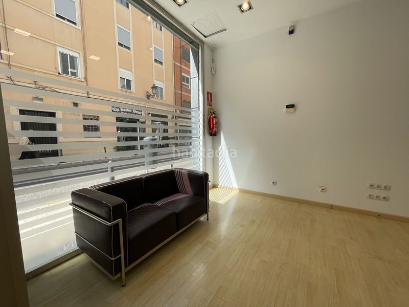 Foto bb586ac0-776f-4bf8-8511-c1b12de66084. Local comercial a El Pilar Valencia