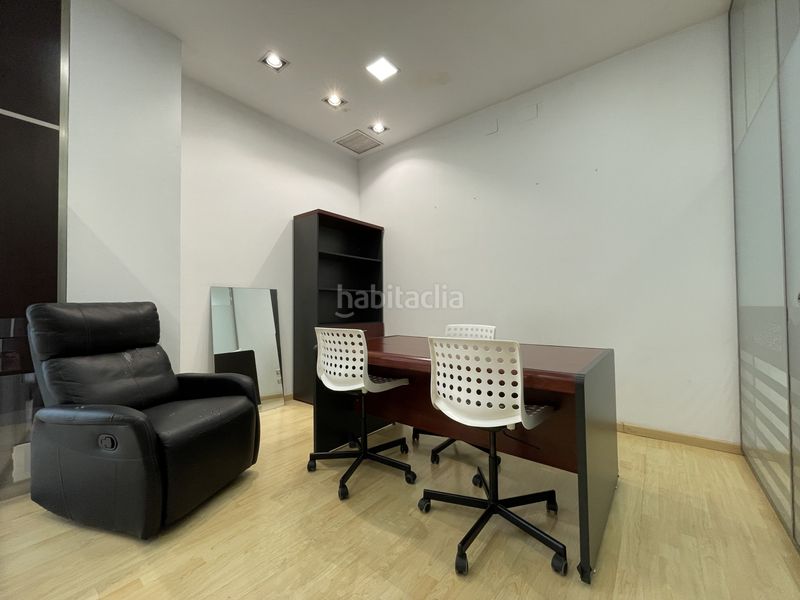 Foto d849cb73-626a-44da-abbc-e916fdef1fbd. Local comercial a El Pilar Valencia