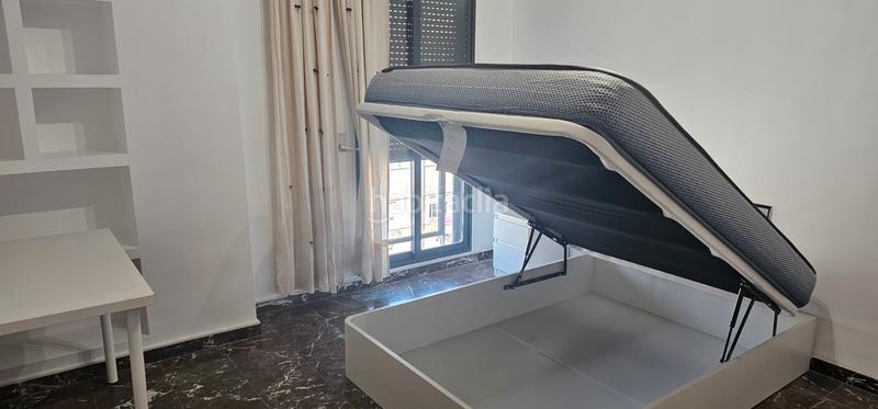 Foto 4df6b65f-4ec3-4380-91fc-dbf6594760b3. Alquiler piso  casi a estrenar para estudiantes o personal sanitario en Valencia