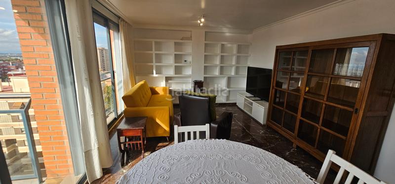 Foto bb5f2383-c869-4f91-af46-18290960cbce. Alquiler piso  casi a estrenar para estudiantes o personal sanitario en Valencia