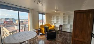 Rent Flat  Carrer de josep maria bayarri. Piso casi a estrenar para estudiantes o personal sanitario