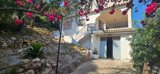 Xalet en La caseta 157. Ocasi�n chalet 7 habitaciones y 2 ba�os en corbera