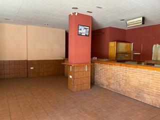 Lloguer Local Comercial a San Antón. Alquiler local comercial en san antón, 100m2., esquina, mucha fa