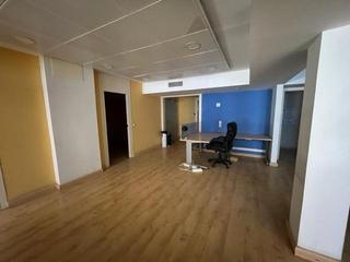 Office space in La Catedral. Se vende oficina en el centro de murcia, 420 m2. aprox. exterior