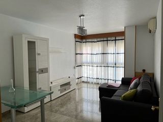Affitto Appartamento in San Juan. Alquiler de piso amueblado, zona plaza de san juan, 3 dormitorio