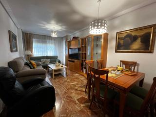 Rent Flat in La Flota. Alquiler de piso en la flota junto a televisión española y centr