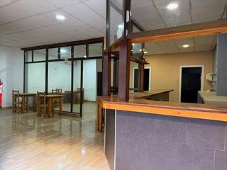 Lloguer Local Comercial a La Catedral. Junto plaza de san juan alquiler local comercial