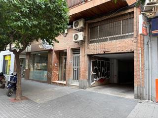 Aparcament cotxe a Santa Eulalia. Venta de plaza de garaje en el centro, junto a la universidad de
