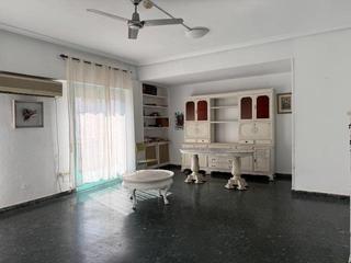 Pis a San Nicolás. Venta piso 4 dormitorios calle sagasta