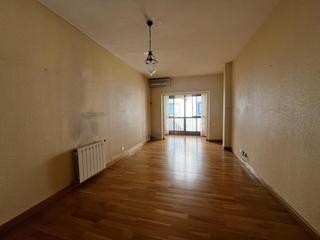 Pis a San Miguel. Venta de piso junto a plaza del romea