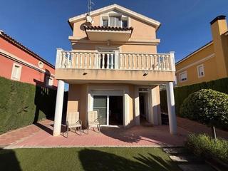 Xalet a Altorreal - El Chorrico. Venta de chalet unifamiliar independiente, en altorreal.