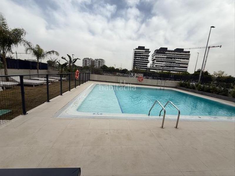 Foto dfb77e0a-054d-4b5a-9c25-63b1fc2a7183. Lloguer apartament amb aparcament a Juan Carlos I Murcia