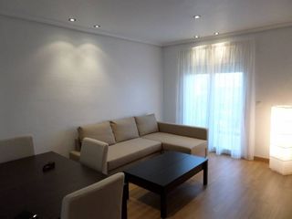 Affitto Piccolo appartamento in Ronda Sur. Alquiler de aparatamento en ronda sur