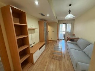 Alquiler Apartamento en San Antón. Alquiler de apartamento en el centro, zona isaac albéniz, 2 dorm