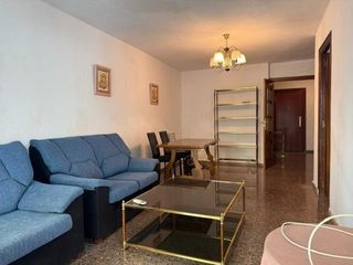 Rent Flat in La Catedral. Alquiler piso 4 dormitorios para estudiantes centro murcia