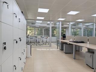 Office space in Pau claris 162. Oficina esquinera en pau claris con mallorca