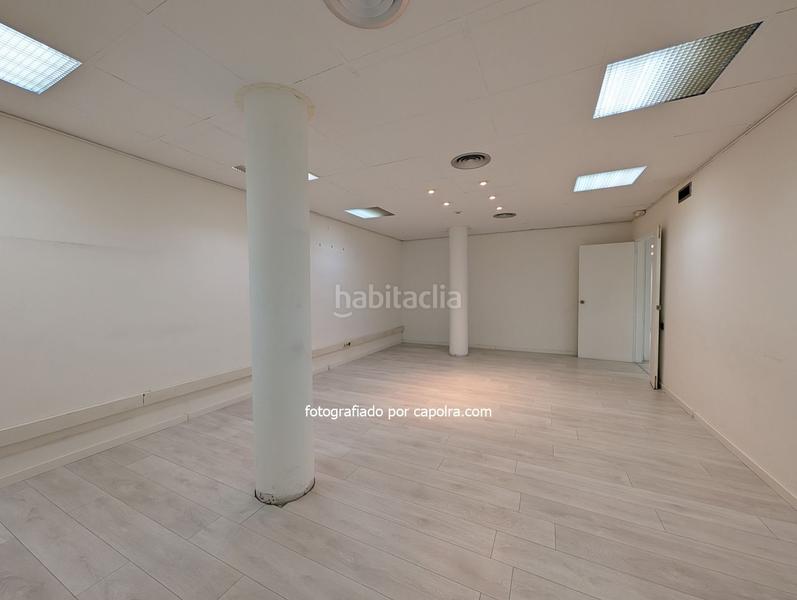 Foto 2d5bfbef-090c-4da6-9fbd-14d4e5660421. Miete büro in guitard 45 in Barri de les Corts Barcelona