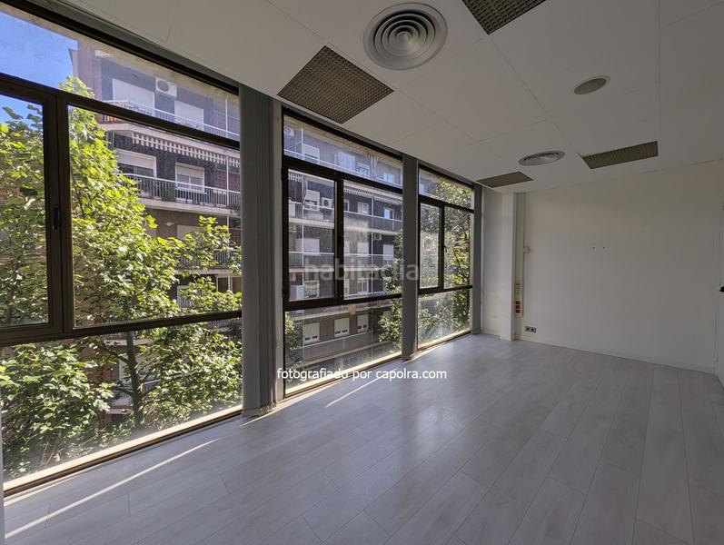 Foto de212022-3f44-4c84-b2f3-6d6274b37830. Miete büro in guitard 45 in Barri de les Corts Barcelona