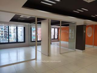 Location Bureau  Avenida madrid. En avenida madrid con carlos iii