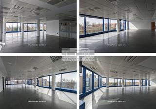 Bureau à Dels vents 9. Oficina en alquiler en edificio de oficinas blurbis badalona